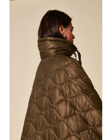 BUN 134 | Waterproof Quilted Cape