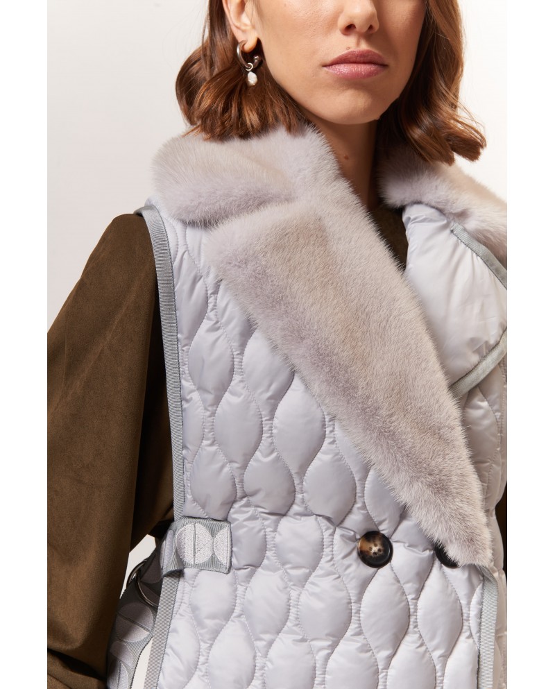 BUN 91 | Gilet trapuntato con collo in visone