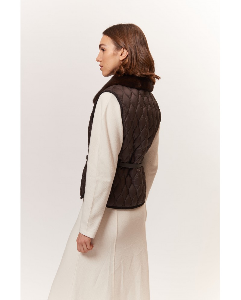 BUN 96| Gilet trapuntato con colletto in pelliccia di visone